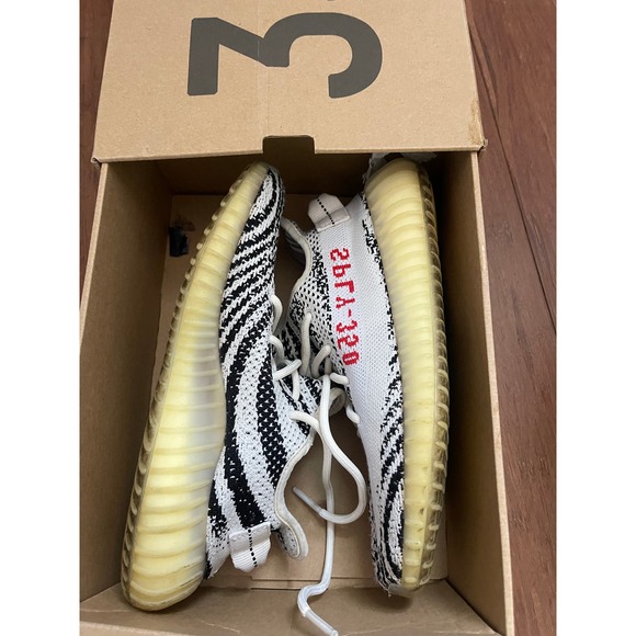 Adidas Yeezy Boost 350 V2 \